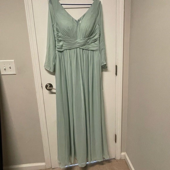 AW Kalei Bridesmaid Prom Formal Special Occasion Wedding Guest Dress, 12, Green - Picture 5 of 7